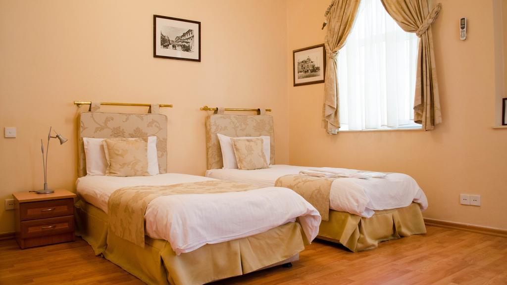 Old Hotel 3*