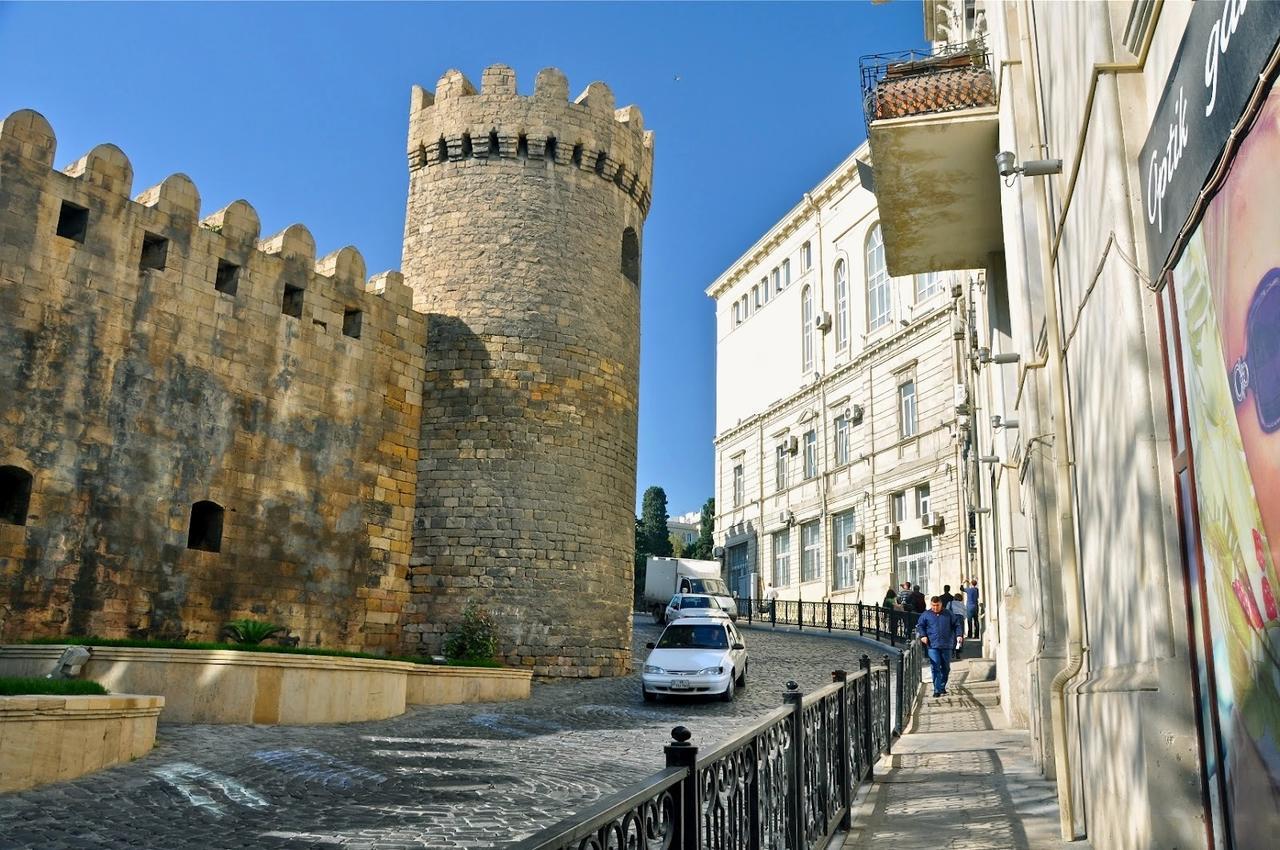 Hotel Old 3*