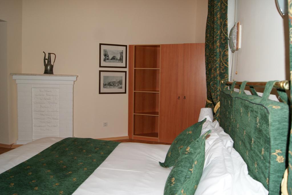 Old Hotel 3*
